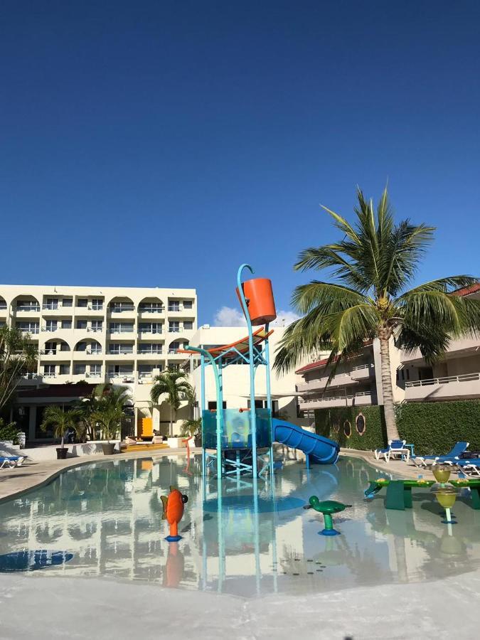 Increible Departamento Con La Mejor Playa Appartamento Cancún Esterno foto